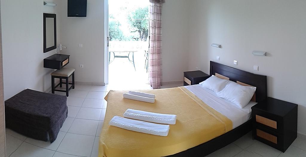 Pouliezos Koklanis Zante Apartments Alykes  Exterior foto