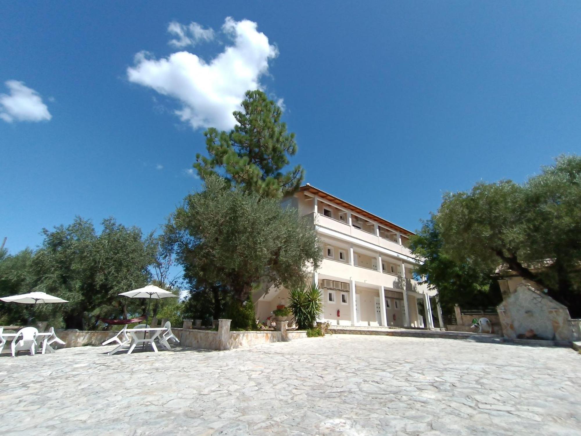 Pouliezos Koklanis Zante Apartments Alykes  Exterior foto